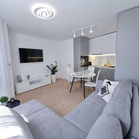 Nova City Apartments Varna Buitenkant foto
