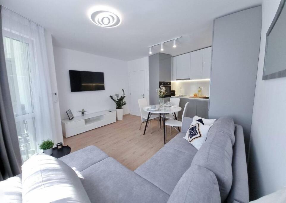 Nova City Apartments Varna Buitenkant foto